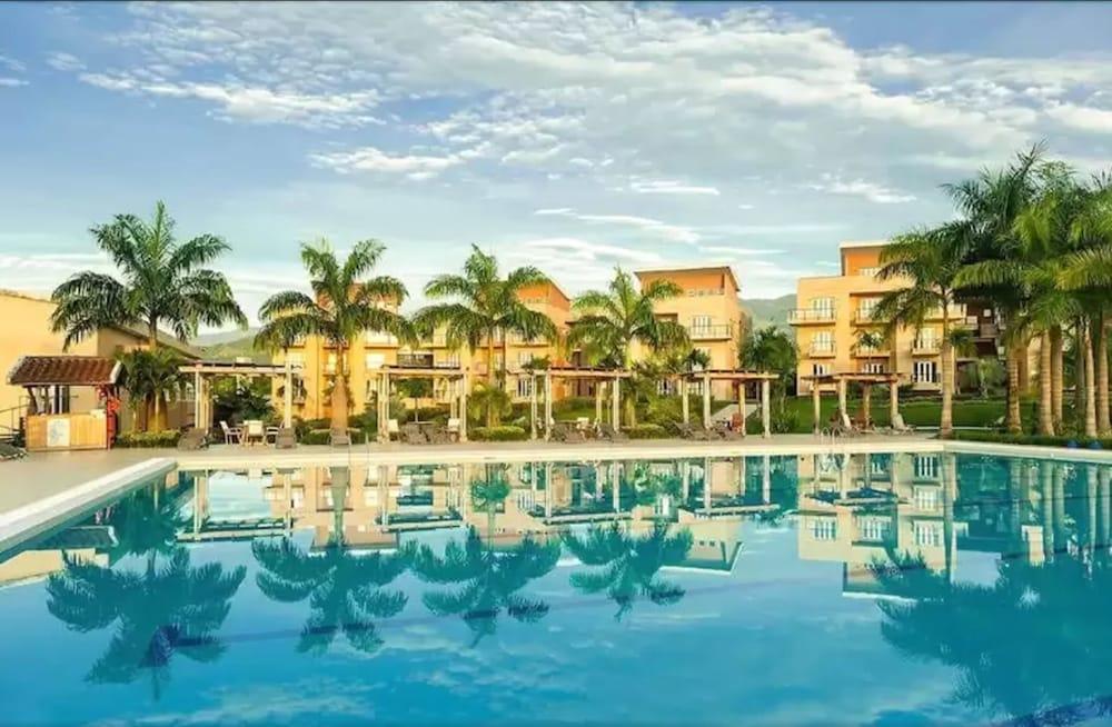 Wyndham Garden Villavicencio Rnt 26993 レストレポ エクステリア 写真