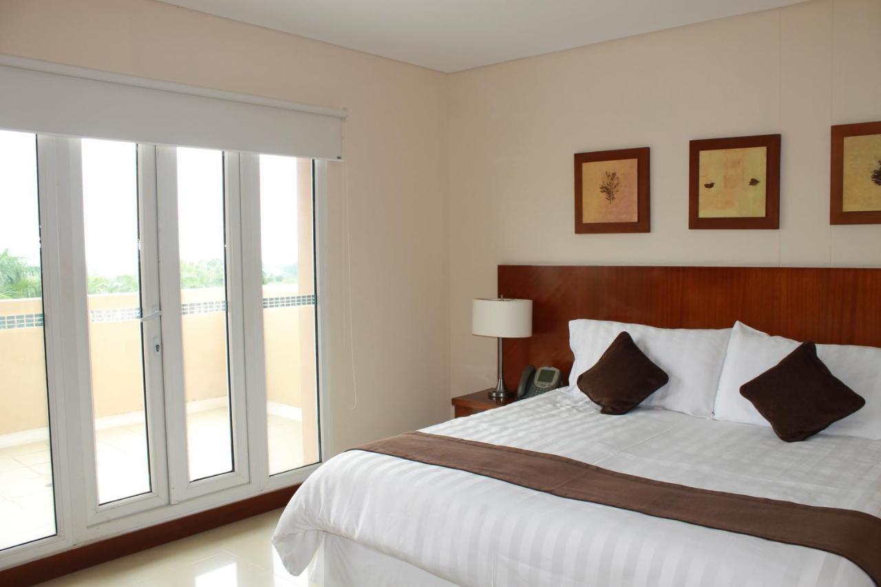 Wyndham Garden Villavicencio Rnt 26993 レストレポ エクステリア 写真